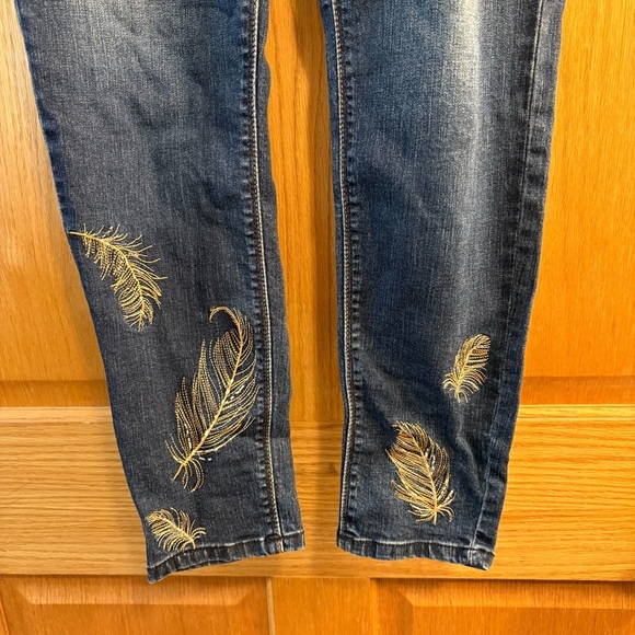 Kensie Jeans Women's 10/30 Blue Dark Wash Skinny Embroidered Cotton Blend 32x27 - Picture 2 of 5